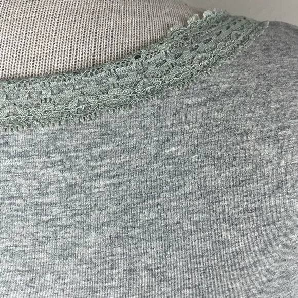 Dockers Gray V-Neck Tank Top Size L EUC - Picture 8 of 9